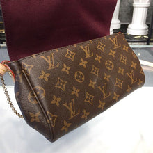 Load image into Gallery viewer, *SALE New In Box* Louis Vuitton Favorite MM Bag 26cm Monogram Canvas Spring/Summer 2019 Collection M40718, Brown
