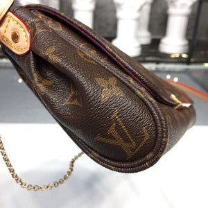 *SALE New In Box* Louis Vuitton Favorite MM Bag 26cm Monogram Canvas Spring/Summer 2019 Collection M40718, Brown